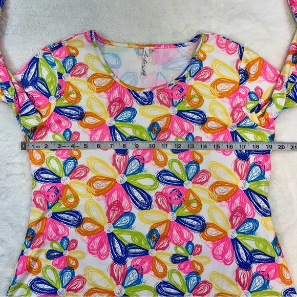 LULU B Smooth Stretch Floral Print Asymmetric Hem Blouse Size Small UPF 50+ - Picture 9 of 9